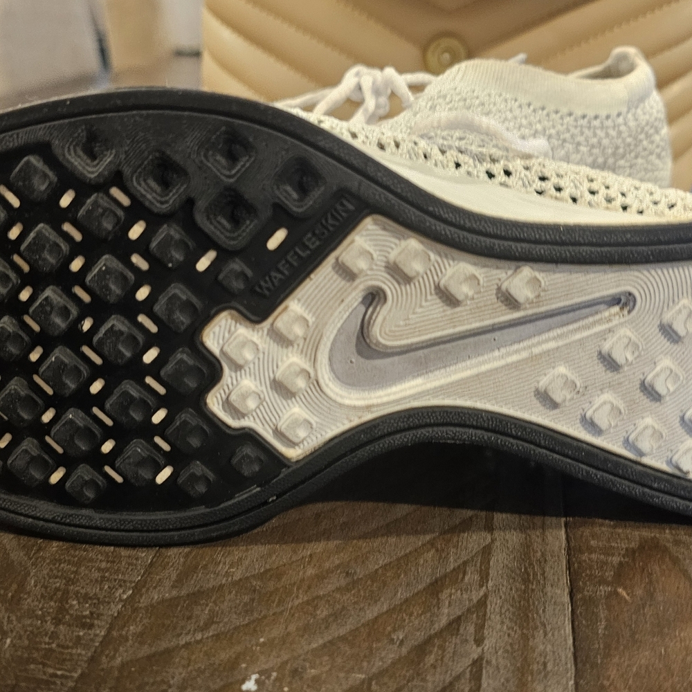 Nike Racing - Picture 4 of 5